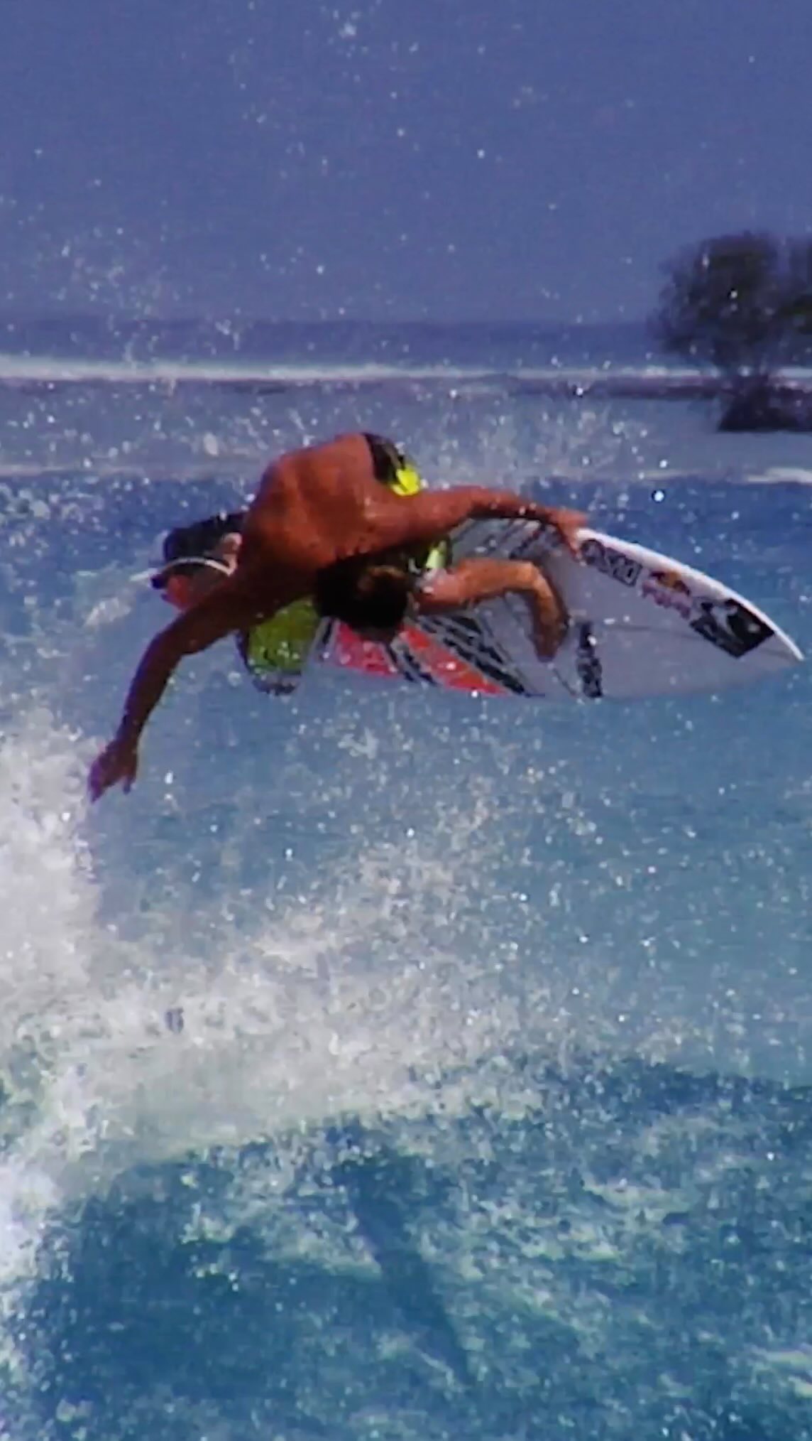 Just a glimpse of @jordysmith88 in “Modern Collective“

Full movie available on Red Bull TV 📺🍿