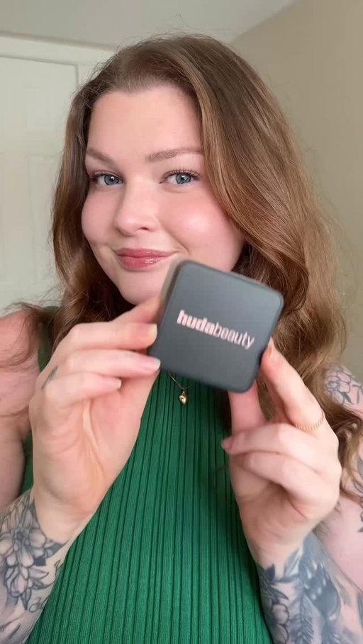 How I use Huda Beauty’s New Matcha Milk Cake Easy Bake Loose Powder 🙊 such a beautiful light green that neutralizes redness without leaving a green cast! #HudaBeautyPartner #HudaBeauty #GreenPowder #Makeup #Redness