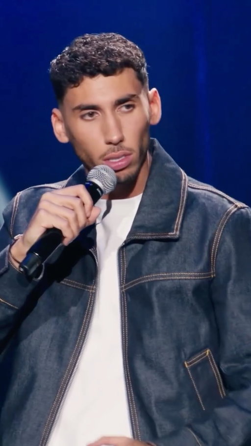 LES FAUX CILS…

Spectacle disponible sur M6+
Réservez vos places pour le nouveau spectacle, lien en bio🫶🏽