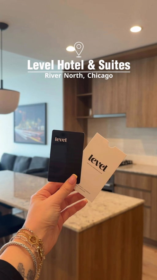 📌 Save this for your next trip to Chicago! If you’re visiting soon, skip the traditional hotel and stay somewhere that actually feels like home.

#ad @stayinglevel 

Level River North offers fully furnished apartment-style stays with a full kitchen, in-suite laundry, and some of the best amenities I’ve seen. Including a sauna, gym, arcade, and even a dog spa. 🐾

Perfect for both short trips and longer stays for months at a time.

➡️Book through the link in my bio for a special rate & use code “WOLF15” at checkout”

#chicagostays #chicagohotels #stayinglevel