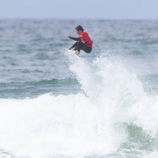 Gave it absolutely everything I had this week here in Australia. 🇦🇺 
Finishing one heat away from the CT is painful, but the growth I’ve had personally this season means the world to me. Next season —> ✅
-
Huge thank you to these amazing company’s that help support me to make my dreams happen! 
•
@salty_crew 
@monsterenergy 
@sharpeyesurfboards 
@oakleysurfing 
@creaturesofleisure 
@surfride