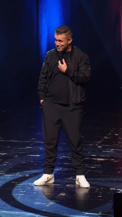 #comedydeutschland #blacktaxifrankfurt #standupcomedy #lachen
