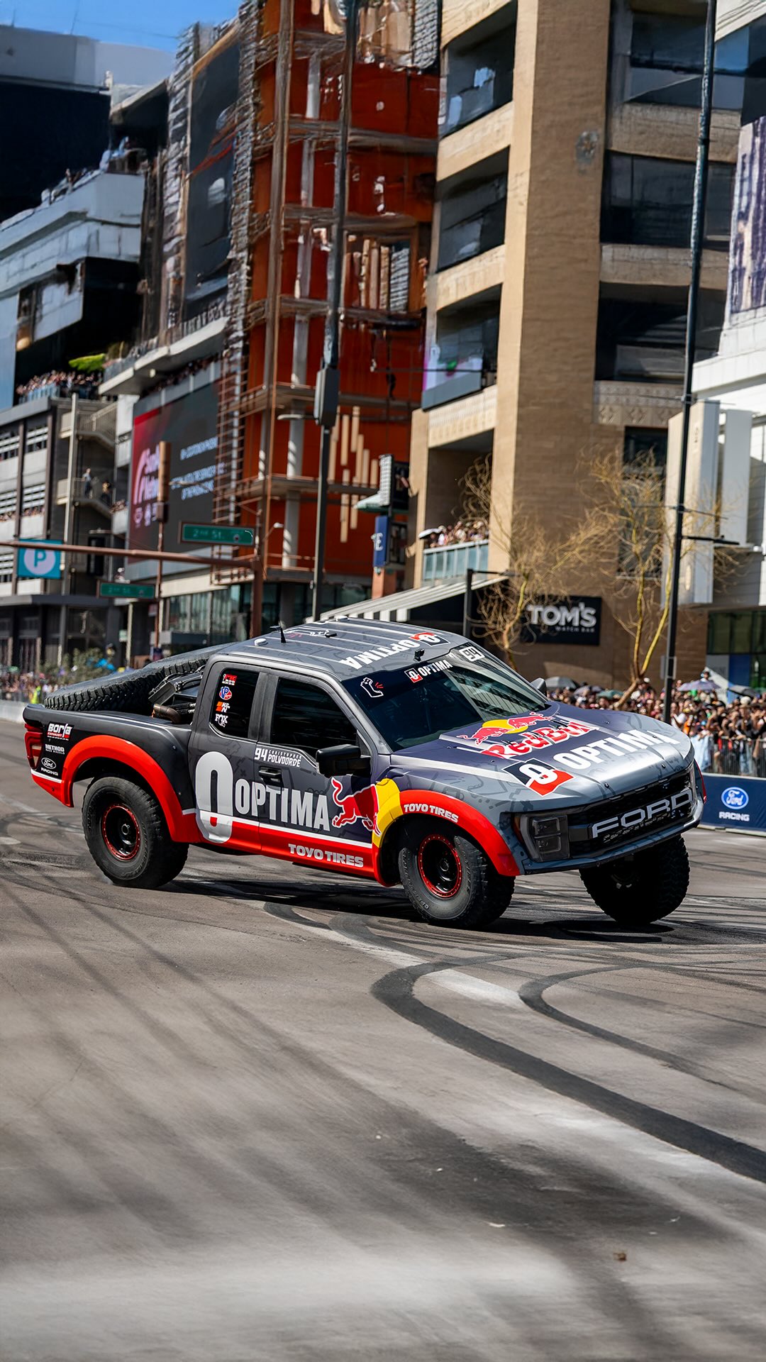 front row to the madness 🤝 @christopherpolvoorde 

📍 Red Bull Showrun Phoenix, presented by our friends @fordracing