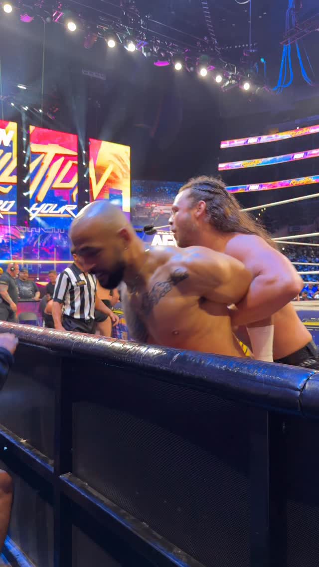 Things are getting WILD in the 21-Man Blackjack Battle Royale for the AEW National Title!

Watch #AEWRevolution Zero Hour LIVE!