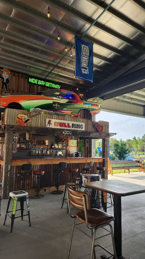 Pull up to a campground expecting a quiet shed… and walk into this masterpiece. Safe to say the bar has been raised. 🍻😎

📍 Wide Bay Getaway, Bidwill Qld 

#CampgroundFinds #ShedGoals #AussieCamping #HiddenGem #WeekendAdventures