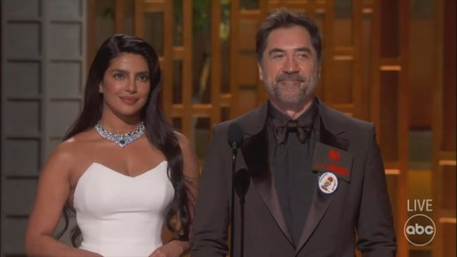 #JavierBardem says “no to war and free Palestine” at the #Oscars, earning a huge round of applause from everyone in the room.

(via ABC/AMPAS)