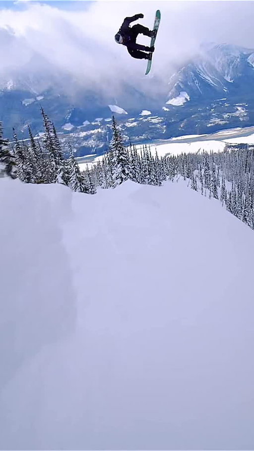 Always an honour to be amongst it @naturalselectionsnow 

Finals day went off! Head to head heats always make for an exciting contest. 
Massive thank you goes out to everyone involved @naturalselection ! Thank you to all who came out as well as tuned in! (It’s more insane in person 😳) 
Congratulations to all the riders on amazing performances across the whole week! #rideonjake