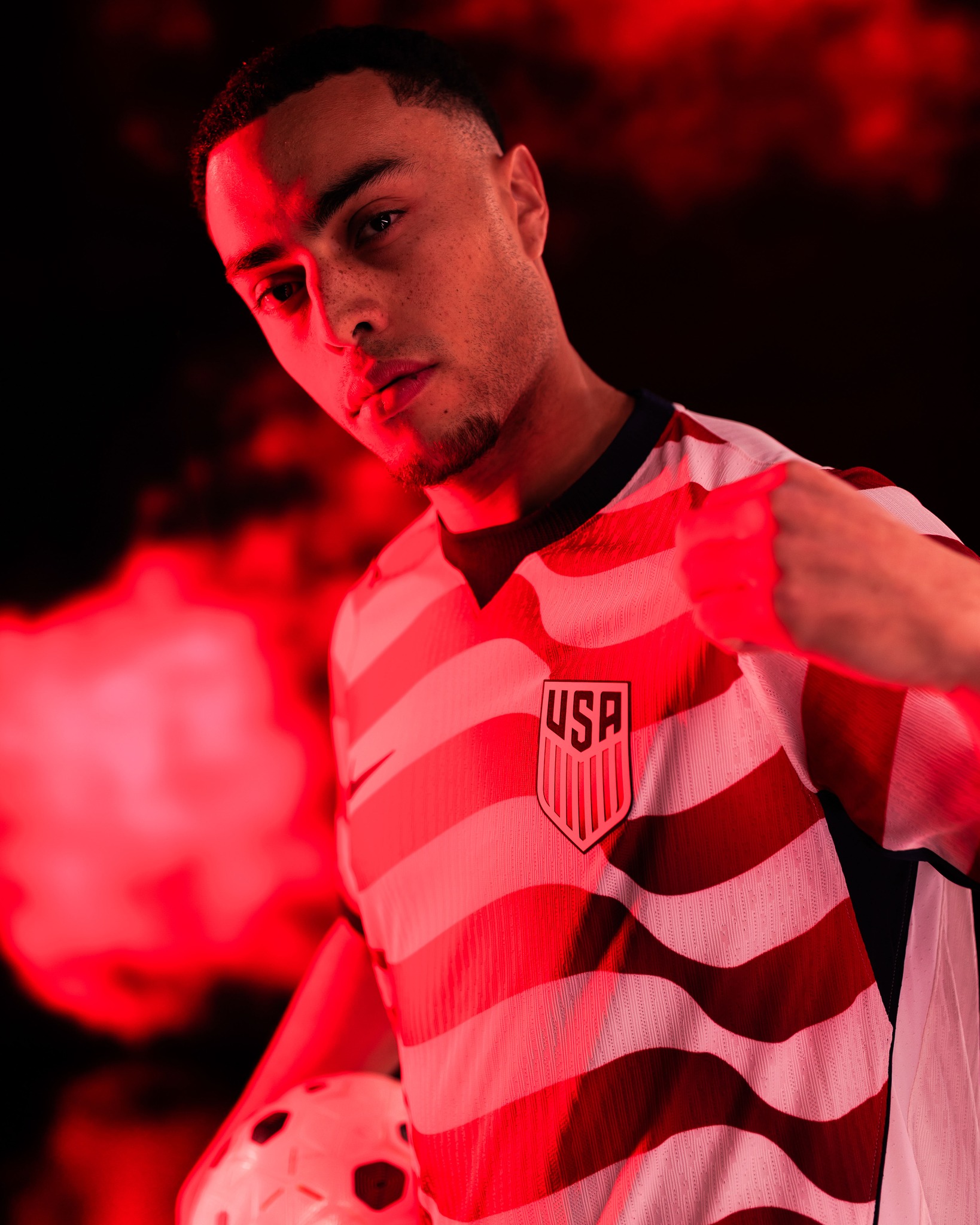 The USMNT's jerseys for the 2026 World Cup are here 🇺🇸