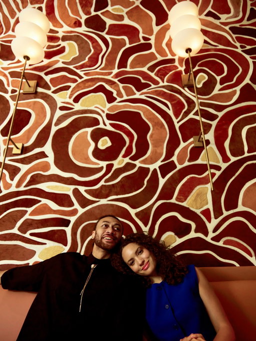 Dipped in desert tones, @waustin sports a palette of organic patterns.