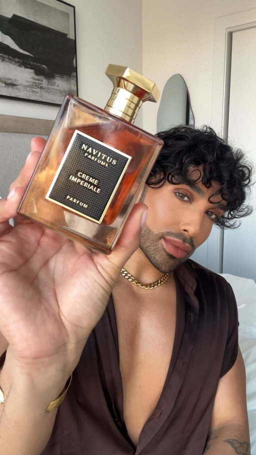 It’s pretty safe to say I’m a gourmand girlie now! 💁🏻‍♂️✨Creme Imperiale from @navitusparfums just changed the game! It blends creamy sweetness with warm woods and soft spices.. perfect scent for date night, or a night out with the girls! You can sample this fragrance now on @scentbird 

#ScentBird #ScentBirdPartner #NavitusParfums #CremeImperiale