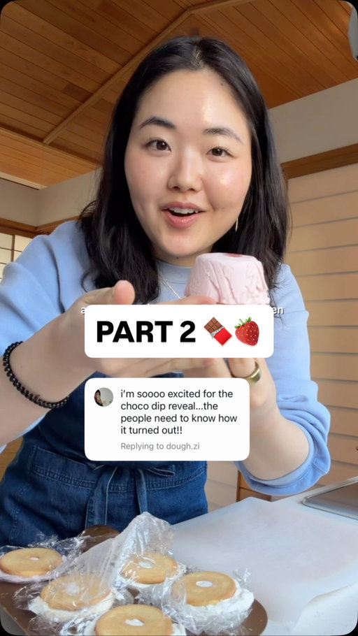 PART 2 of trying to recreate the unforgettable Ronchanty which was this chocolate strawberry cream dessert that I got at the Amour du Chocolat which is the largest Valentine’s Day chocolate festival in Japan! 

Not sure why I was so surprised the most simple whipped cream would taste the most similar to the original 😂 but I had to try out the different flavors just for fun as well 🙃 

Thanks for your patience with the posts by the way ❤️ feeling so thankful for all of the love you’ve all been sending my family and I 💕

ロンシャンティを再現してみるシリーズ PART 2🍓🍫

日本最大級のバレンタインチョコレートの祭典「アムール・デュ・ショコラ」で食べた、忘れられないチョコレート×いちごクリームのデザート「ロンシャンティ」を再現してみました！

結局いちばんシンプルなホイップクリームが一番オリジナルに近かったのは、なんであんなに驚いたんだろう😂
でもせっかくなので、いろんな味も試してみました🙃

そして最近の投稿をゆっくり待ってくださってありがとうございます❤️
家族や私にたくさんの温かいメッセージも送ってくださって、本当に感謝しています💕

#strawberrychocolate #testkitchen #japan
