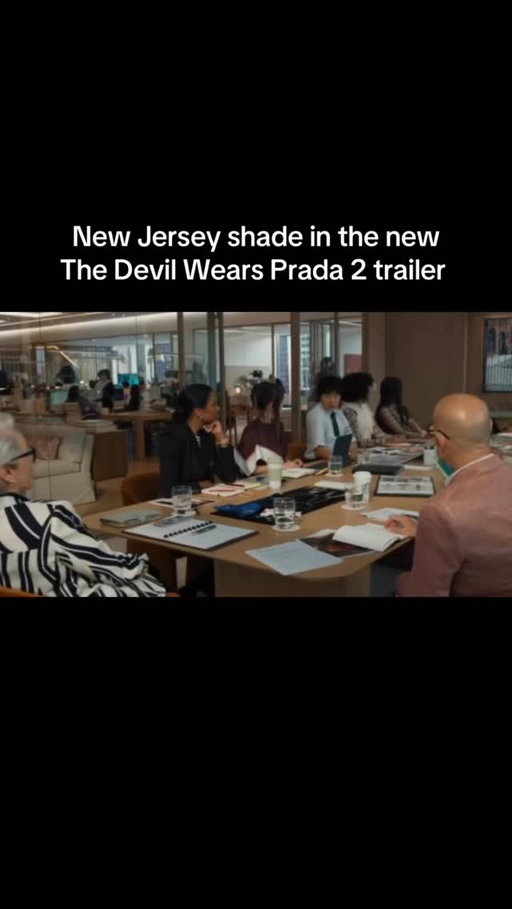 Miranda Priestly might shade New Jersey but we know Meryl never would (she’s from Summit and Anne Hathaway is from Millburn, BTW!!!) 😌💚 

🟢 follow @thenewjerseygirl_ for all New Jersey fun 

🎥: 20th Century Fox