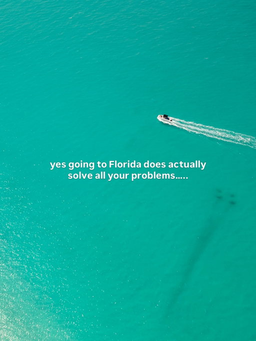 I heard we’re getting a huge snow storm back home 😏 I don’t care what anyone says, going to Florida in the spring solves every problem!! 

Are you in Florida or at home in the blizzard?? 

#florida #stpete #michiganproblems #floridaphotographer #michiganphotographer