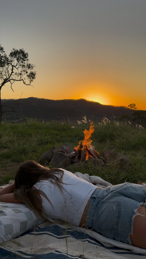 Country music has my heart 🩵 

🏕️ HIPCAMP: Juburra Country Camping. This is west ridge camp site! Bromelton, Queensland. 

#Countrymusic #hipcampambassador #campfire #camping #hipcampau