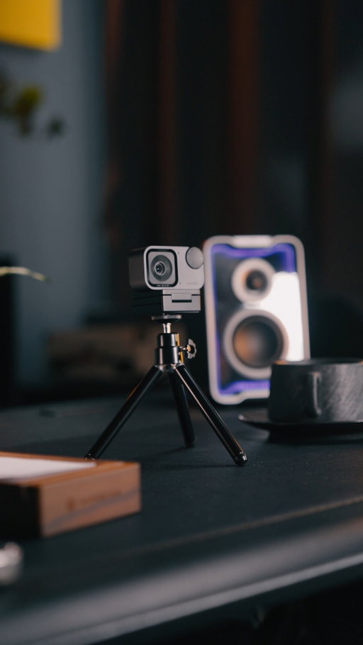 With 4k video, 7 different filters, noise-cancelling mics, and more it's easy to use and you'll look your best😎

Learn more in bio🔗

#UGREEN #webcam #UGREENFineCam #livestream #zoom #facetime #tech