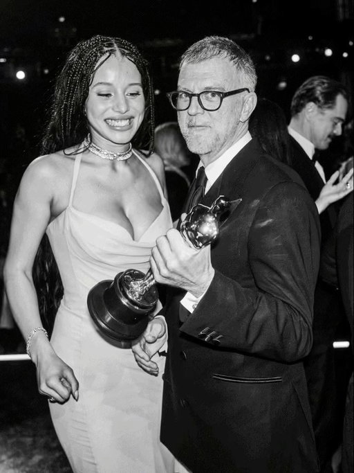 And the Oscar goes to.
Part 1.
Reflecting on a very special Sunday backstage at The Oscars.
A massive thank you to ABC Disney & The Academy for this incredible opportunity capturing the magic on the red carpet & backstage.
Congratulations to all the winners & to everyone involved, this is one I will always remember.
@copiousmgmt 
@theacademy @abc 
Photographed using Leica @leicacamerausa 
#oscars #bestpicture #bestactor #bestacress #bestdirector