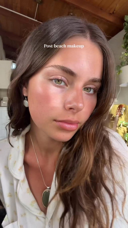 I <3 metric 
Comment glow for product list !
-
-
https://liketk.it/60uwI
-
@hauslabs @typologyparis @westmanatelier 
#grwm#glowymakeuplook#nomakeupmakeup#trendingmakeup#cleangirlmakeup