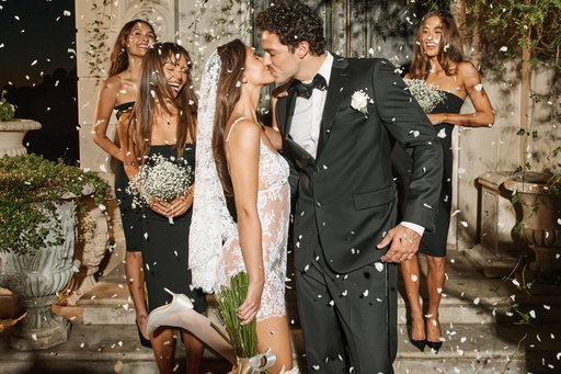 Coming March 19: The Wedding Shop. From brides to bridesmaids and grooms to guests, there’s something for everyone on the RSVP list. 

The Wedding Shop launches March 19 at 9AM PT. Preview the full collection and download the SKIMS App for early access to shop.