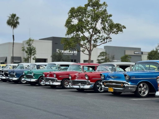Cruisin Vision | Quarantine Cruise: Featuring The Tri-Fives!
.
Tri-Fives, Tri-Fives everywhere! Here are the fantastic Tri-Fives at @qruisinpch !
.
#classiccars #trifive #chevybelair #chevynomad #california