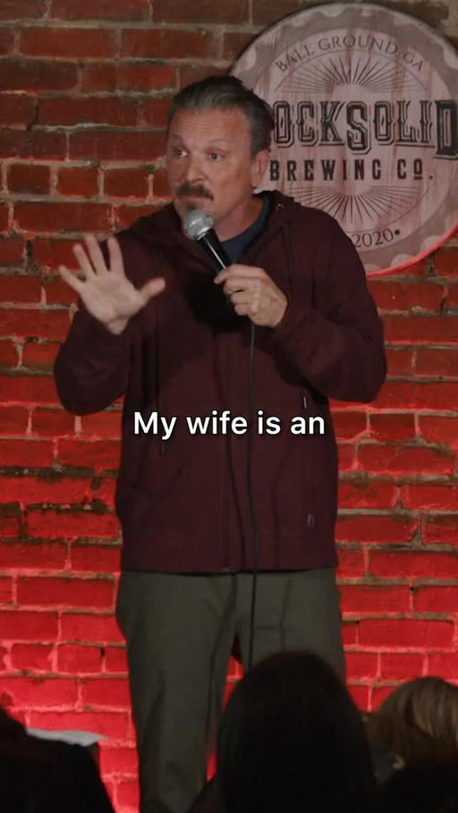 I love the holidays!

#standup #relationshiphumor #twins
