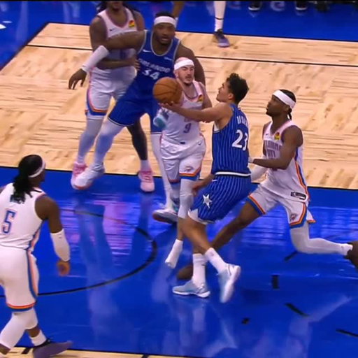 Alex Caruso just blocked Tristan da Silva’s shot with his shoe, but, there was a technical called on Caruso 😂😳

Now THAT is something we’ve never seen before! 👟