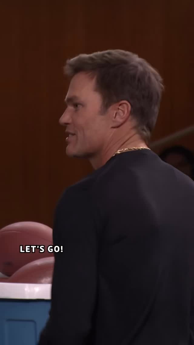 Tom Brady was “breaking records” on The Tonight Show with Jimmy Fallon. 😂

(via: @fallontonight)