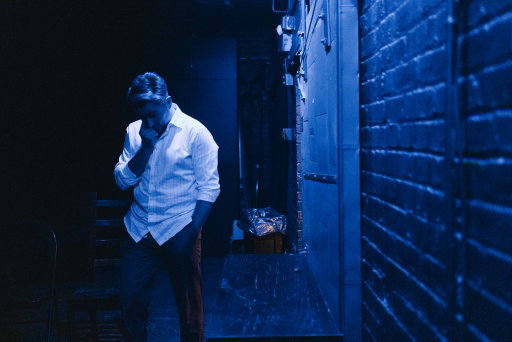 J'ai encore un peu de difficulté à croire que j'en suis déjà à mon quatrième spectacle. Qu'il est celui dont je suis le plus fier. Que la tournée ne fait que commencer. Que le public est encore au rendez-vous. Que ça fait maintenant 20 ans que je fais ce métier et que ma passion grandit toujours.

Bref,  je comprend rien.

Merci et/ou à bientôt.

18 mars – Trois-Rivières COMPLET [𝘀𝘂𝗽𝗽. 𝟳 𝗮𝗼𝘂̂𝘁]
19 et 20 mars – Québec COMPLET [𝘀𝘂𝗽𝗽. 𝟯𝟬 𝗮𝘃𝗿𝗶𝗹]
21 mars – Saint-Georges COMPLET [𝘀𝘂𝗽𝗽. 𝟵 𝗼𝗰𝘁𝗼𝗯𝗿𝗲]
26 mars – Salaberry-de-Valleyfield COMPLET
27 mars – Saguenay COMPLET [𝘀𝘂𝗽𝗽. 𝟮𝟱 𝗻𝗼𝘃𝗲𝗺𝗯𝗿𝗲]
28 mars – Shawinigan COMPLET [𝘀𝘂𝗽𝗽. 𝟭𝟲 𝗼𝗰𝘁𝗼𝗯𝗿𝗲]