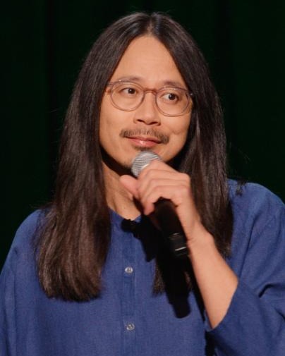 Just a lad who loves berries. Directed by Ali Wong, Sheng Wang's second Netflix stand-up special PURPLE premieres APRIL 7!