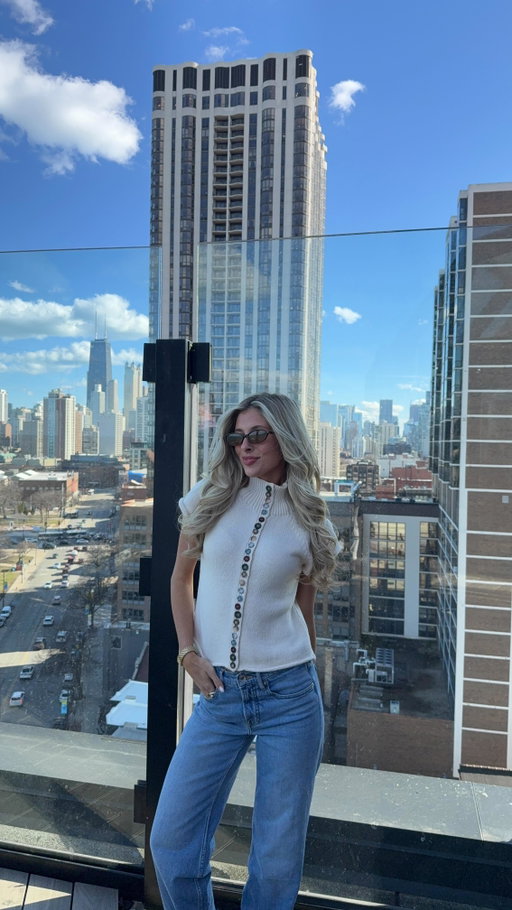The answer is always chicago 🏙️🍀 
@hotellincoln @jparkerchicago @elainescoffeecall