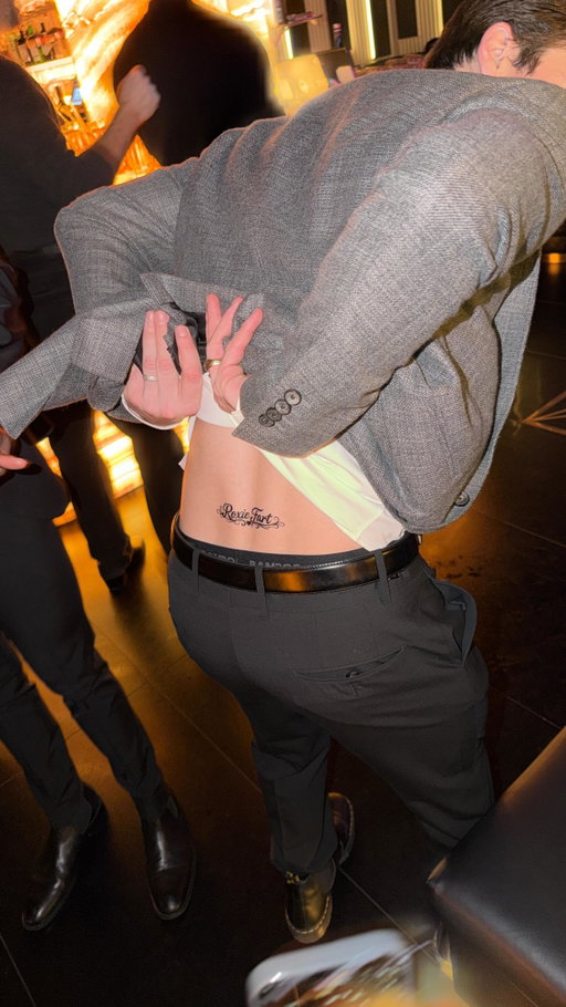 holding myself accountable 🤭👀 still can’t believe we broke @chicagomusical highest grossing ticket sale record! What makes this moment even more special is Conner hand drew the design 🥹✨ ty @julsietattoos @uplifttattoo for the tat & @ten11nomad for hosting us