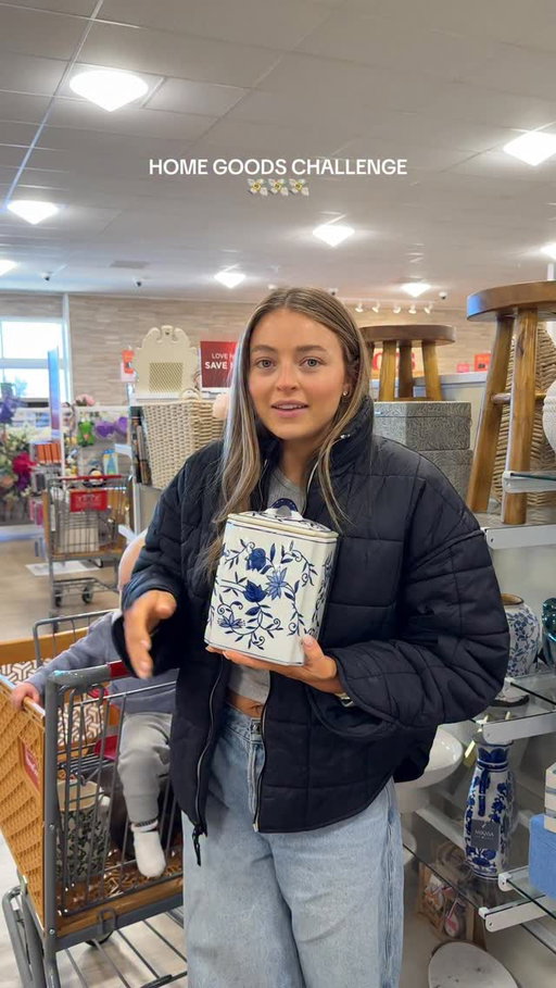 Hahahah I’m actually mad because I wanted that first thing🤨🤨🤨🤨 

love shopping with my mama @alison_marie81 🫶🤍 

#homegoods #homegoodshaul #homegoodschallenge #homegoodsobsessed #homegoodsdecor