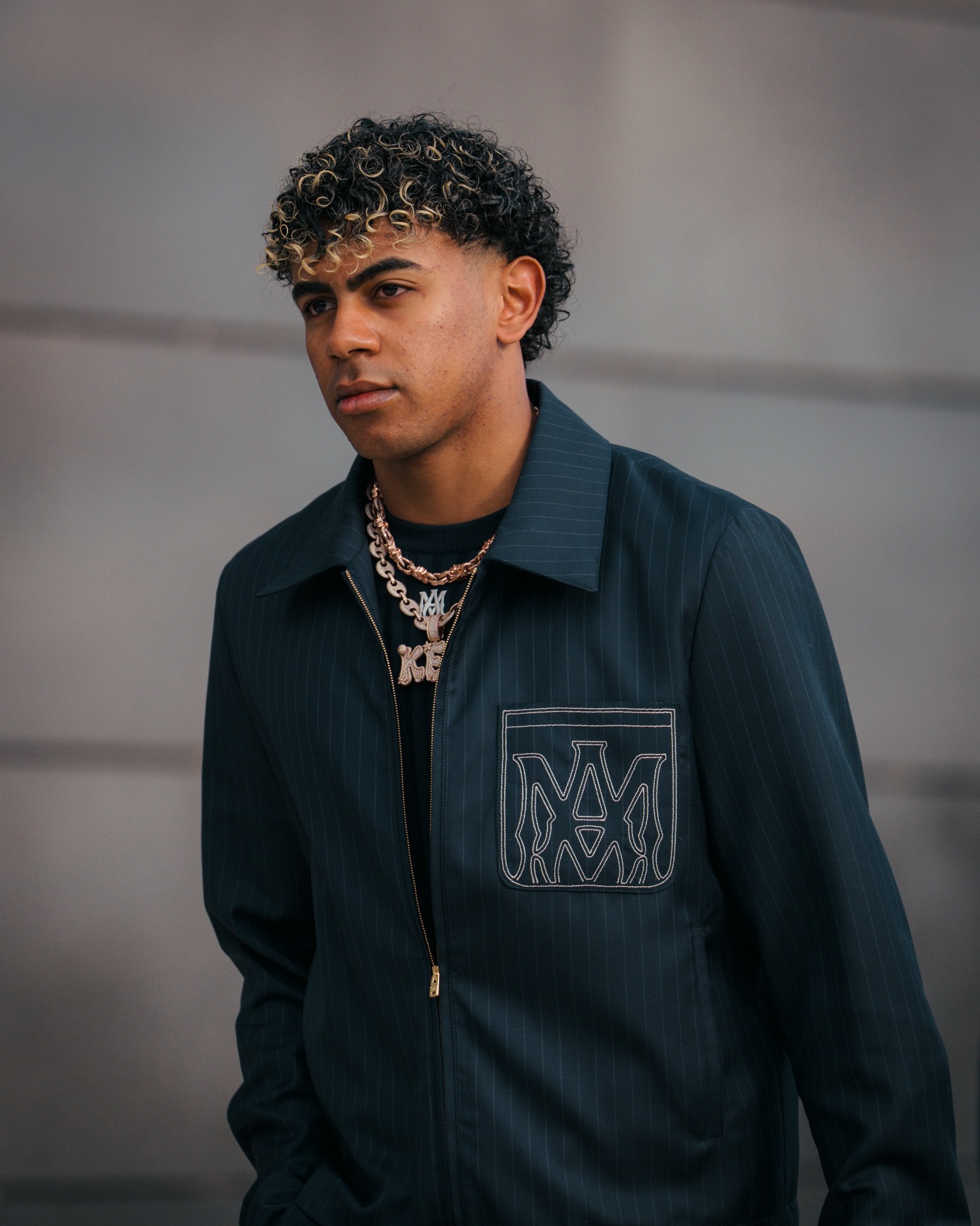 Celebrating the artistry of football and fashion, AMIRI and FC Barcelona’s (@fcbarcelona) partnership endures.

Summer tailoring debuts for the UEFA Champions League Round of 16 – pinstripe shirt-collar blousons with MA Monogram embroidery and lightweight sport-silhouette knits with contrast MA monogram and tonal FC Barcelona detailing merge classic formality with Barça’s heritage and AMIRI’s modern innovation. @amiri @fcbarcelona @mikeamiri