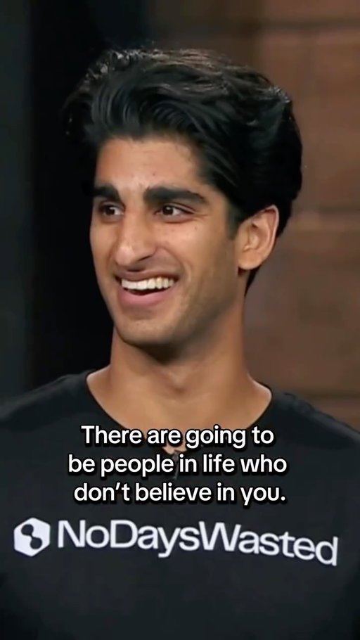 Daily reminder to keep chasing your dreams! 

#ignorethehaters #chaseyourdreams #founderstory #believeinyourself #dragonsden