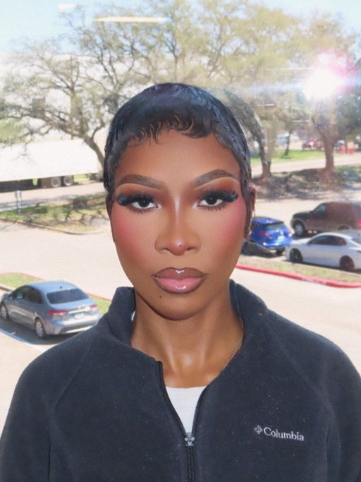 Brown eyeliner >> 😍😍🔥

APRIL BOOKINGS OPEN MARCH 20th @ 6pm!
CLICK THE LINK IN MY BIO FOR AVAILABILITY , INFO & PRICING #nolamua #neworleansmua #mua #nolamakeupartist #ᴇxᴘʟᴏʀᴇᴘᴀɢᴇ