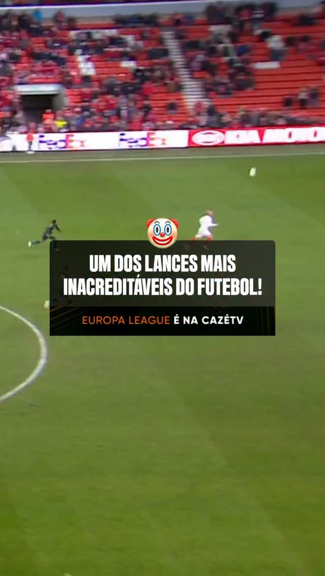 O QUE ACONTECEU AQUI? 🤯

📹: TikTok/@europaleague 

AMANHÃ tem oitavas de final da Europa League AO VIVO e COM IMAGENS, a partir de 13h30, na CazéTV! 🚨

#EuropaLeagueNaCazéTV #PlanejamentoCazéTV