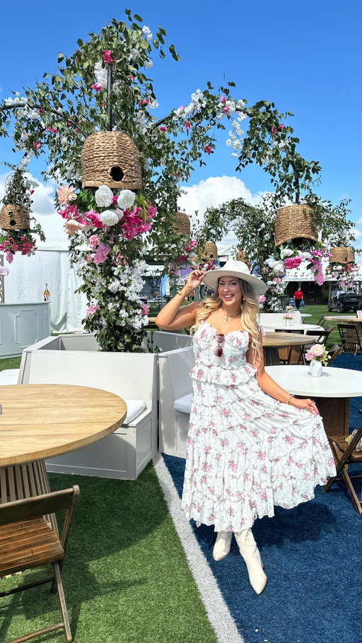 If you’re only doing one thing at Charleston Wine + Food… make it the Culinary Village ✨

We’re talking endless bites from some of Charleston’s best, live music all day, chef cooking demos you won't want to miss, and activations around every corner 

Oh—and don’t skip the silent disco… because yes, you will end up dancing with a cocktail in hand 🍸

It’s the kind of day where you come hungry, stay all afternoon, and somehow still wish you had more time

Locals Tip: Tickets are less expensive, when you buy them early—so don’t wait! Make sure you purchase early!

Save, Like, and Follow for more Charleston recs!

#chswf #charlestonfoodie #thingstodoincharleston #explorecharleston #charlestonsc