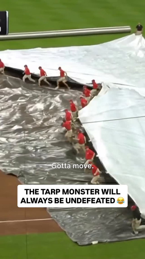 Beware the tarp monster 😂 #MLBonNetflix

#mlb #baseball #majorleaguebaseball #funny
