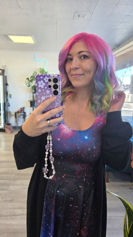 Fun with technology 😜 @samsungmobileusa 

Hair color by @taylorrae_hair !