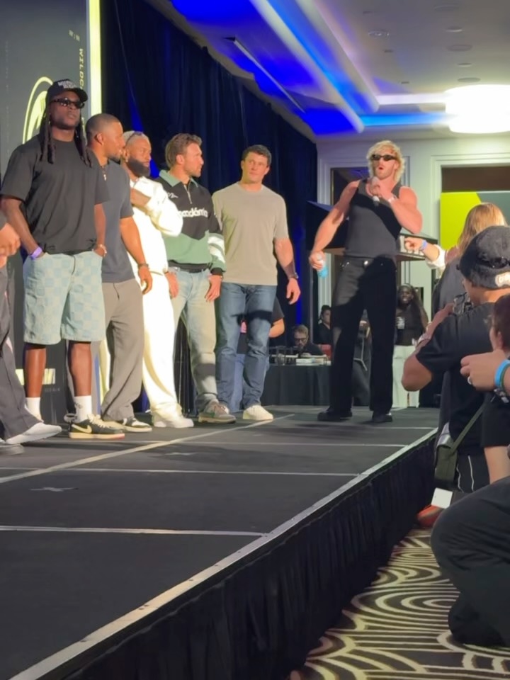 Draft night was wild! Can’t wait to see these guys go at it on the field Saturday at the Fanatics Flag Football Classic at 4pm EST!!!!