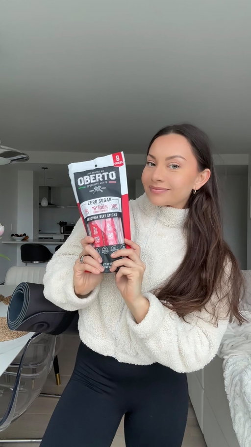 Pre–hot Pilates fuel 🔥 @obertobeefjerky grass-fed beef sticks just make sense—easy, high-protein, and delivered to your door 🙌

#ObertoGrassFed #ObertoAmbassador #sponsored