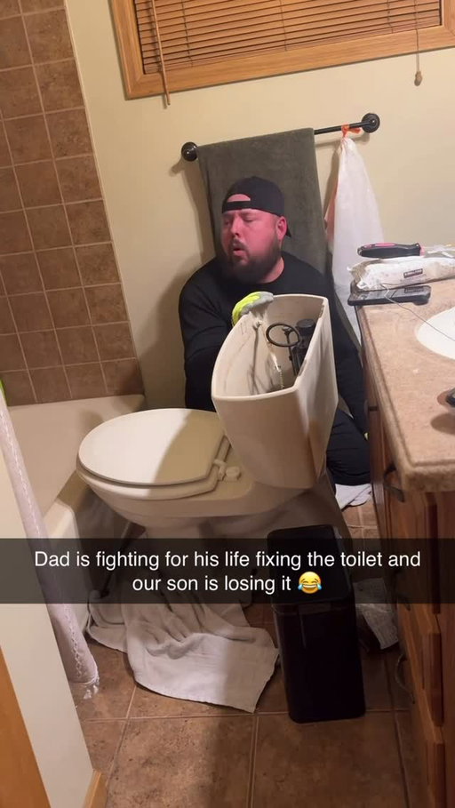 Dad is going through it 😂

(Credit: @Bellalobian.c)