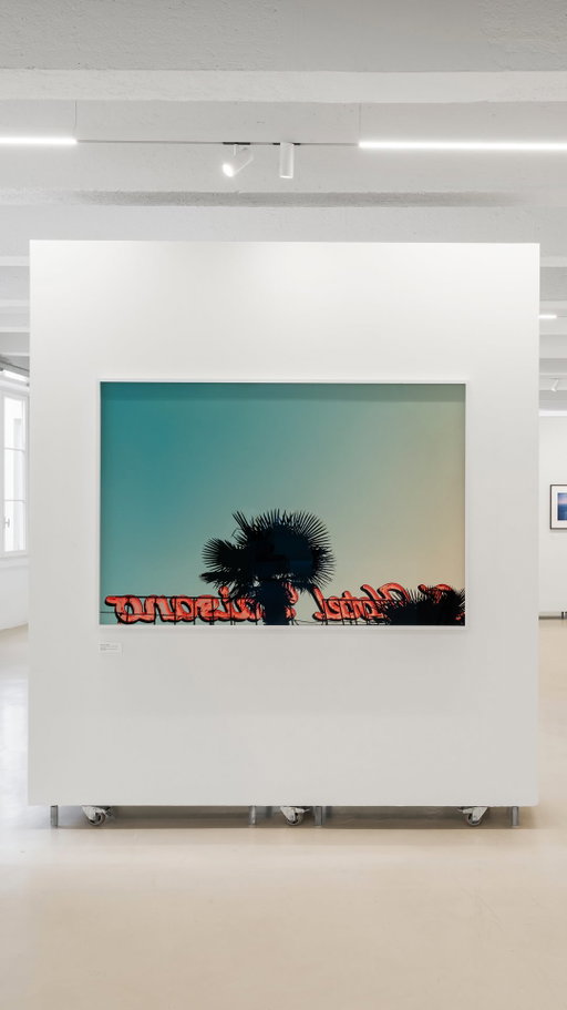 From March 11 to April 7, visit #10CorsoComoGallery to experience The New American West: Photography in Conversation.
The exhibition, part of the Circuito Off of MIA Photo Fair BNP Paribas, presents contemporary works by Maryam Eisler and Alexei Riboud in direct dialogue with historical photographs.
Together, they trace the West from the early 20th century to today—revealing not a single narrative, but a layered, evolving idea shaped by ambition, displacement, beauty, and contradiction.

#10CorsoComo
#10CorsoComoMilano