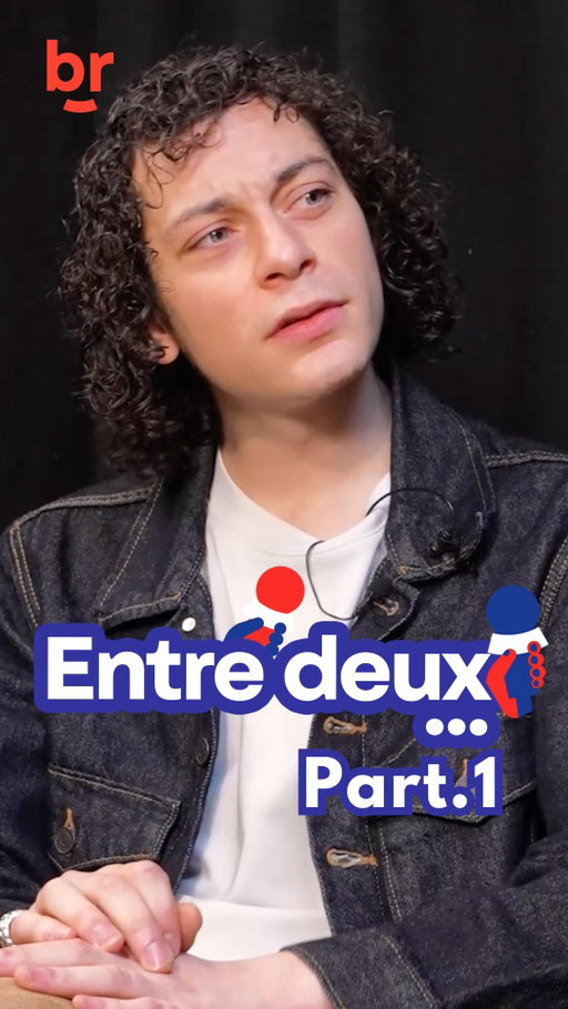 @roman_doduik face à @mathis.chrb (Pt.1) 

Un petit retour sur sa carrière jonchée de succès !

On a toujours pas de réponse pour Laurent Ruquier 

Sinon il a un nouveau spectacle même si ses sources d’inspiration laissent à désirer…

🎥 : @antho.roule 
✍️ : @nico.leyer @mathis.chrb @antho.roule 

Format inspiré de « Between two ferns » avec Zack Galifianakis 

Follow @billetreduc_officiel pour plus de contenus