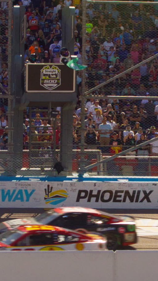 From the garage to the green flag, this is what race day looked like at the Straight Talk Wireless 500. Thanks to all our customers and @nascar fans who’ve been holding the line with us.