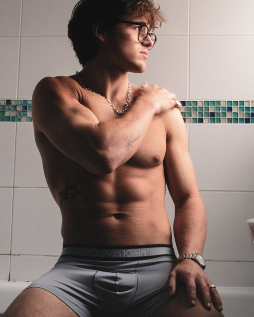 I have plans, they involve @calvinklein ICON active mesh and a pull up bar Ad