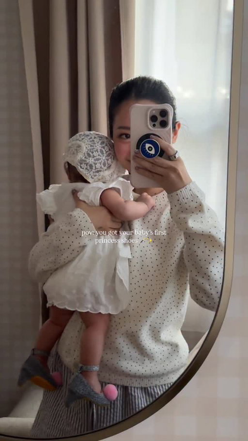 Start em young! 😂

Our little princess Hera Ruka just turned 3mos. 🥹🫶🏻💖✨