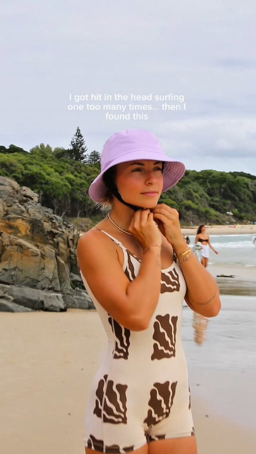 Surfing at The Pass always comes with a high probability of getting hit by a board, to the point where I’d honestly consider wearing a helmet… but that’s just not a look I’d go for 😉

I just found this surf hat from @surf.halo that looks super cute and has a removable protective shell. It’s still lightweight, doesn’t get in the way, and surprisingly stays in place even when I do a turtle roll 🐢 🏄 

What the heck, why has no one told me about this before?

For everyone who asked me about it in the surf the other day, now you know where to get yours!