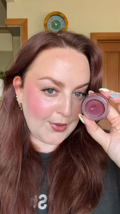 @chanel.beauty berry boost 

#chanelbeauty #chanellipandcheek #chanelblush #berryblush #wutheringheights