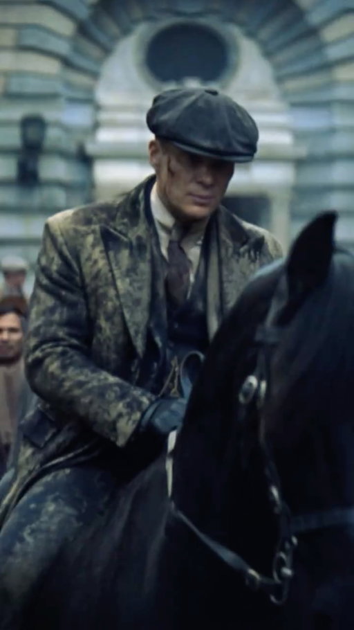 Sessizlik bitti, Tommy Shelby sahnede. Peaky Blinders: Ölümsüz Adam şimdi sadece Netflix’te.