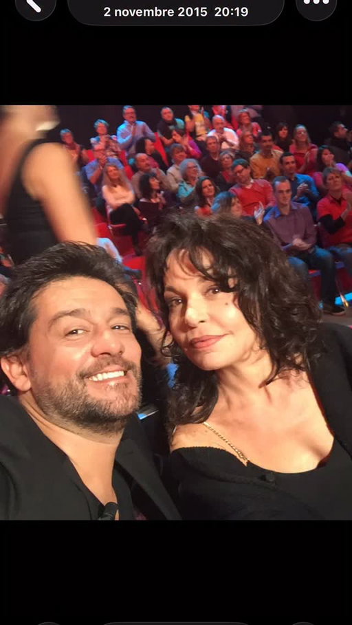 Elle était belle, drôle, intelligente, une grande actrice et réalisatrice et surtout LA QUEEN des pensionnaires de @lesgrossestetes 
Mes pensées vont à notre ami commun ‘’le Patron’’ @ruquierlaurent , ses proches et ses nombreux fans. 
Ma peine est immense 🙏🏼🥲 elle était tellement géniale et tellement de souvenirs me reviennent à l’esprit. 
Une personne rare et une artiste exceptionnelle s’en est allée…

Je vous embrasse, tout en vous rappelant de ne jamais oublier de prendre soin des uns et des autres.
#ripisabellemergault 
Christophe dit TITOFF.